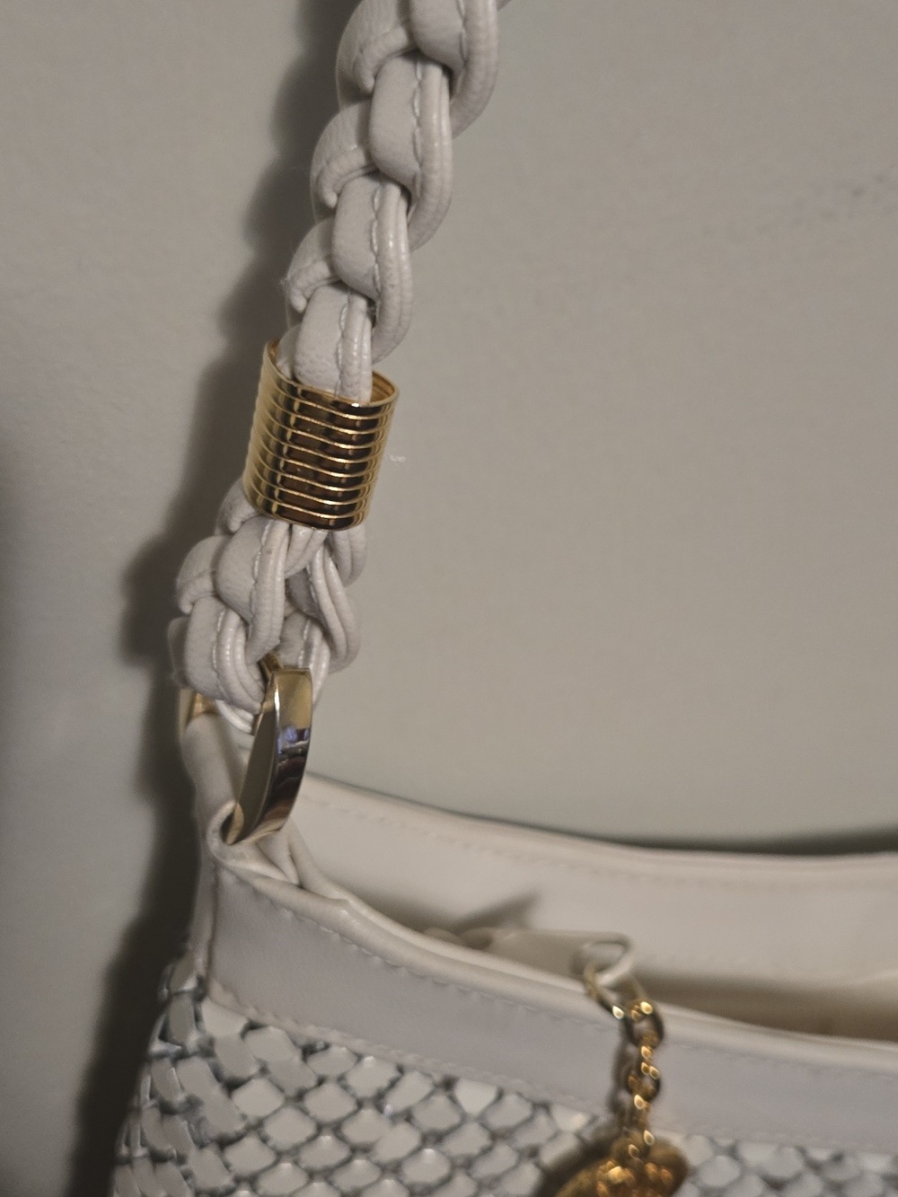 ✨ Vintage La Regale Cream Mesh Shoulder Bag ✨ - Picture 5 of 5